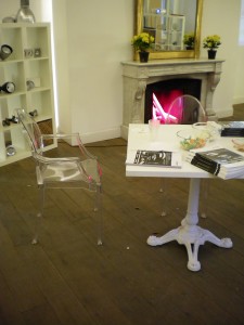 louis-ghost-in-milan Louis Ghost Chairs in Milan... seen the one behind the table'' Didn't think so,
