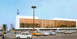 palast_der_republik_1976 The Palast der Republik in Berlin opend in 1976. We suspect that was also the last year the UDK Berlin was renovated.