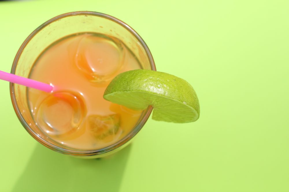 dark-lime-vitra-panton-chair-summer-2011cocktail-competition-alessandro-barison kkk