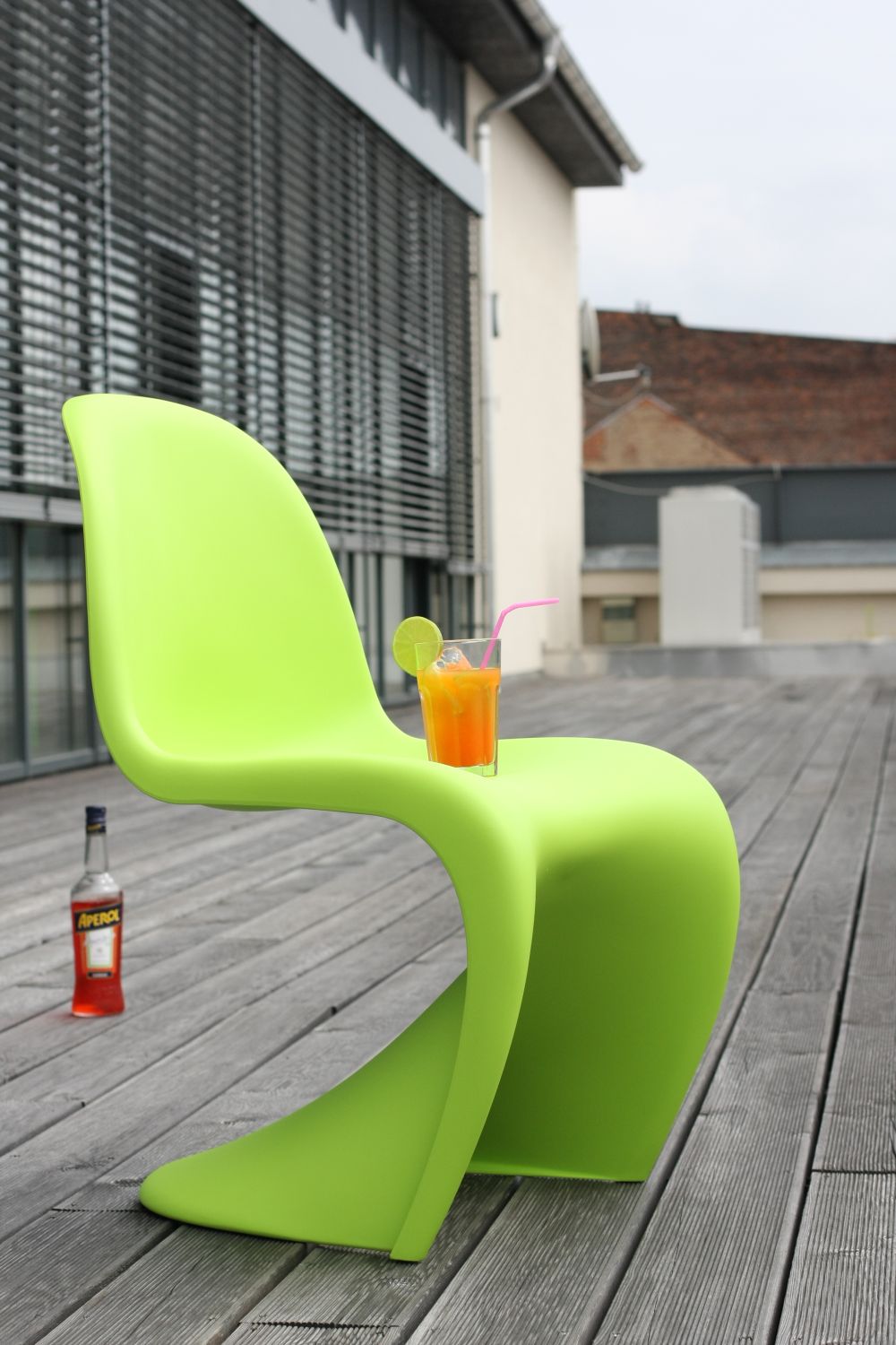 dark-lime-vitra-panton-chair-summer-cocktail-competition-winner-alessandro-barison