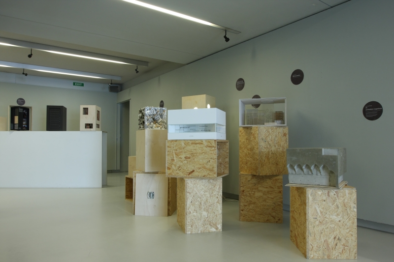 Aus allen Richtungen Positionen junger Architekten im BDA Wechselraum Stuttgart Aus allen Richtungen Positionen junger Architekten im BDA Wechselraum Stuttgart