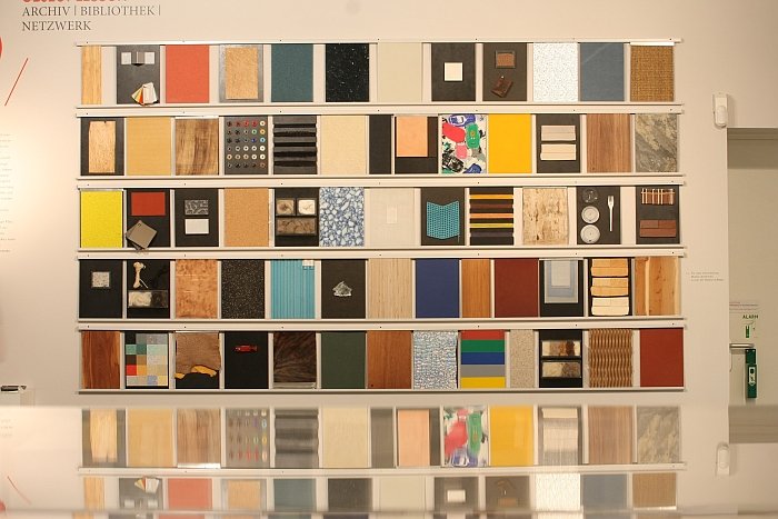 Presentation of the Schweizer Material Archiv, as seen at Object Lessons. The Story of Material Education in 8 Chapters at the Werkbundarchiv Museum der Dinge Berlin