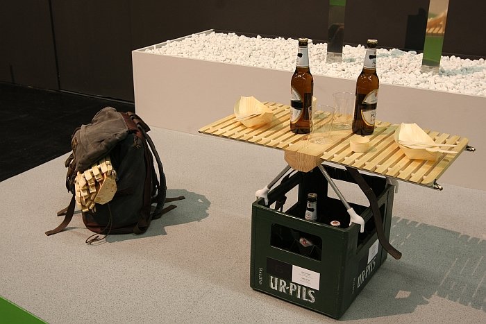 Rolling Table by Gregor Stobe and Johannes Bauer, as seen at unique youngstar 2017, Cologne