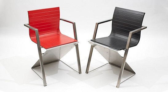 Chair „d8“ by Gruppe Pentagon, 1987 (Photo: © DetlefSchumacher.com, courtesy Museum Angewandte Kunst Köln, MAKK)