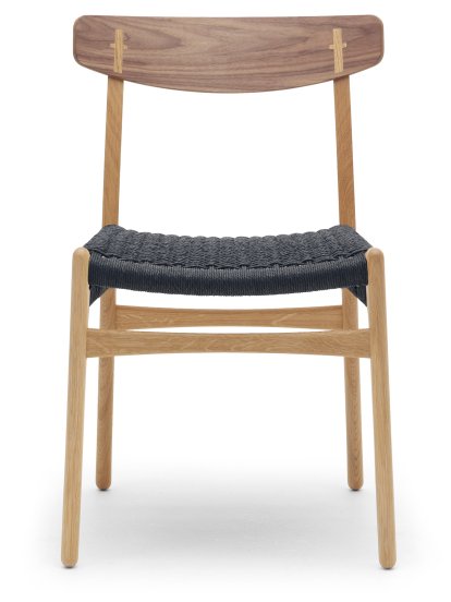 CH23 Dining Chair, Oiled oak/walnut, Black mesh