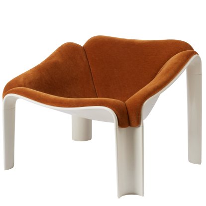 F300 Lounge Chair